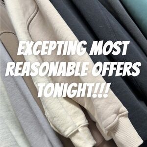 SHOP MY CLOSET TONIGHT!!